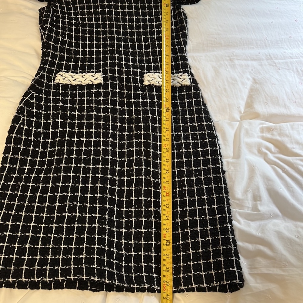 ST. JOHN dress - Picture 16 of 16